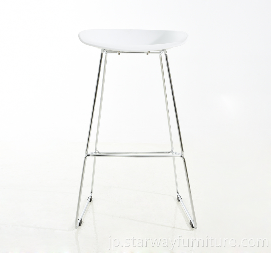 Chromed Metal Leg Bar Stool